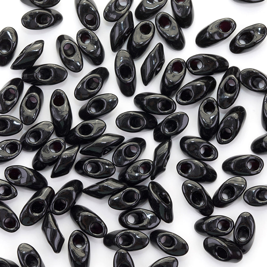 LMA-401 - 4x7mm Long Magatama Miyuki Beads - Black