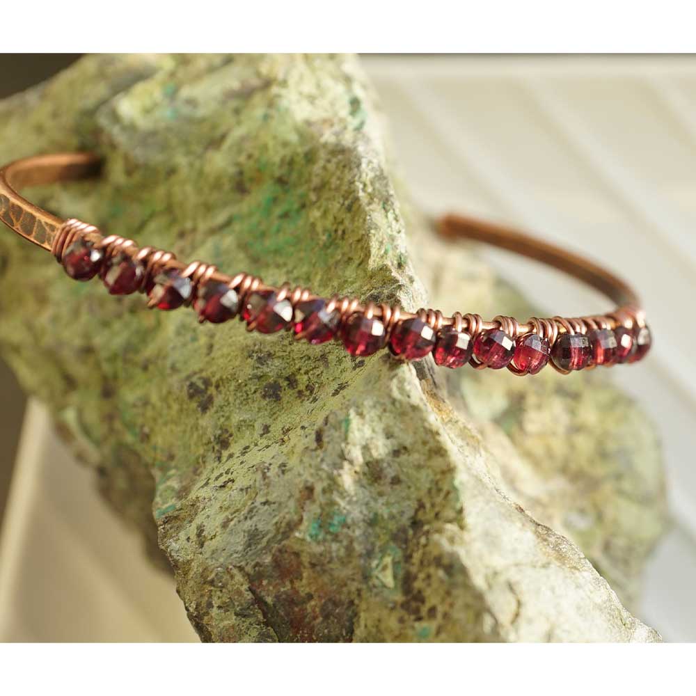 Instructions for DIY Bracelet Cuff with Microfacet Garnets - Goody Beads