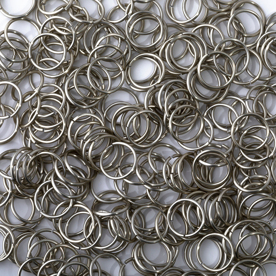 18 Gauge Anodized Aluminum Champagne Jump Rings by Weave Got Maille - 8mm